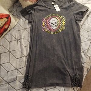 NWT  Gray  Ride free   skull  T-shirt dress